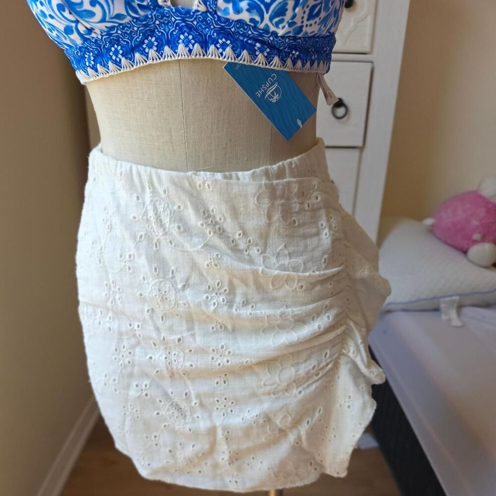 Zara Women's White and Cream Skirt